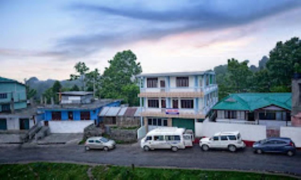 Yangsel Lodge Tawang Exterior photo